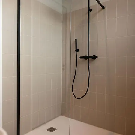 Kint Hotell 4*