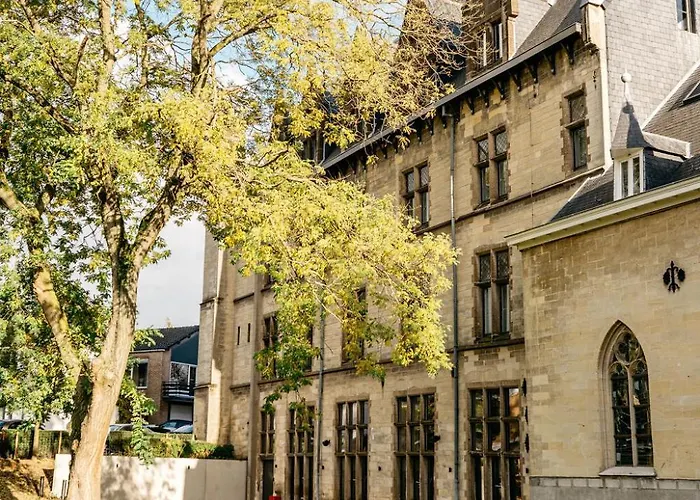 Отель Boutique Kint